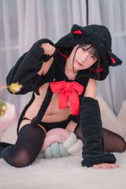 [Foto de COSER de una celebridad de Internet] Blogger de anime Mime Mimei - gato negro～Mimi～