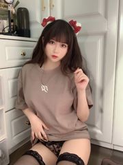 [Ảnh COSER của người nổi tiếng trên mạng] Cô đào là Yijiang - dưới áo phông