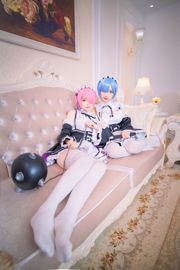 [Beauty Coser] Eine Schwester mit "Ram Rem (Ram, Rem)"