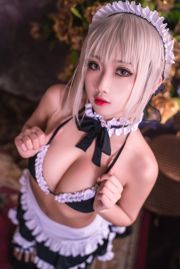 Gui Huyao è in w "Black Silk Maid" [COSPLAY Welfare]